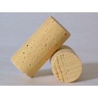 Natural cork stoppers